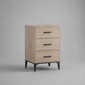 Comodino alto rettangolare con 3 cassetti in MDF effetto rovere chiaro e gambe in acciaio nero, 45 x 40 x 70 cm