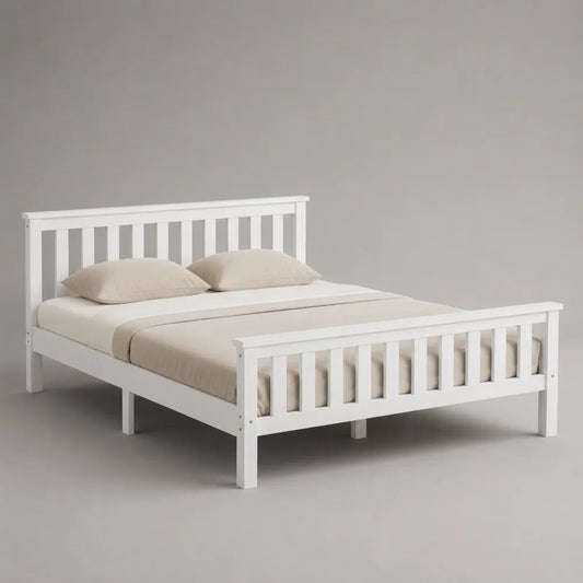 Letto matrimoniale 160 x 200 cm in legno massello di pino bianco con testiera e pediera a listelli, 209 x 168 x 95 cm
